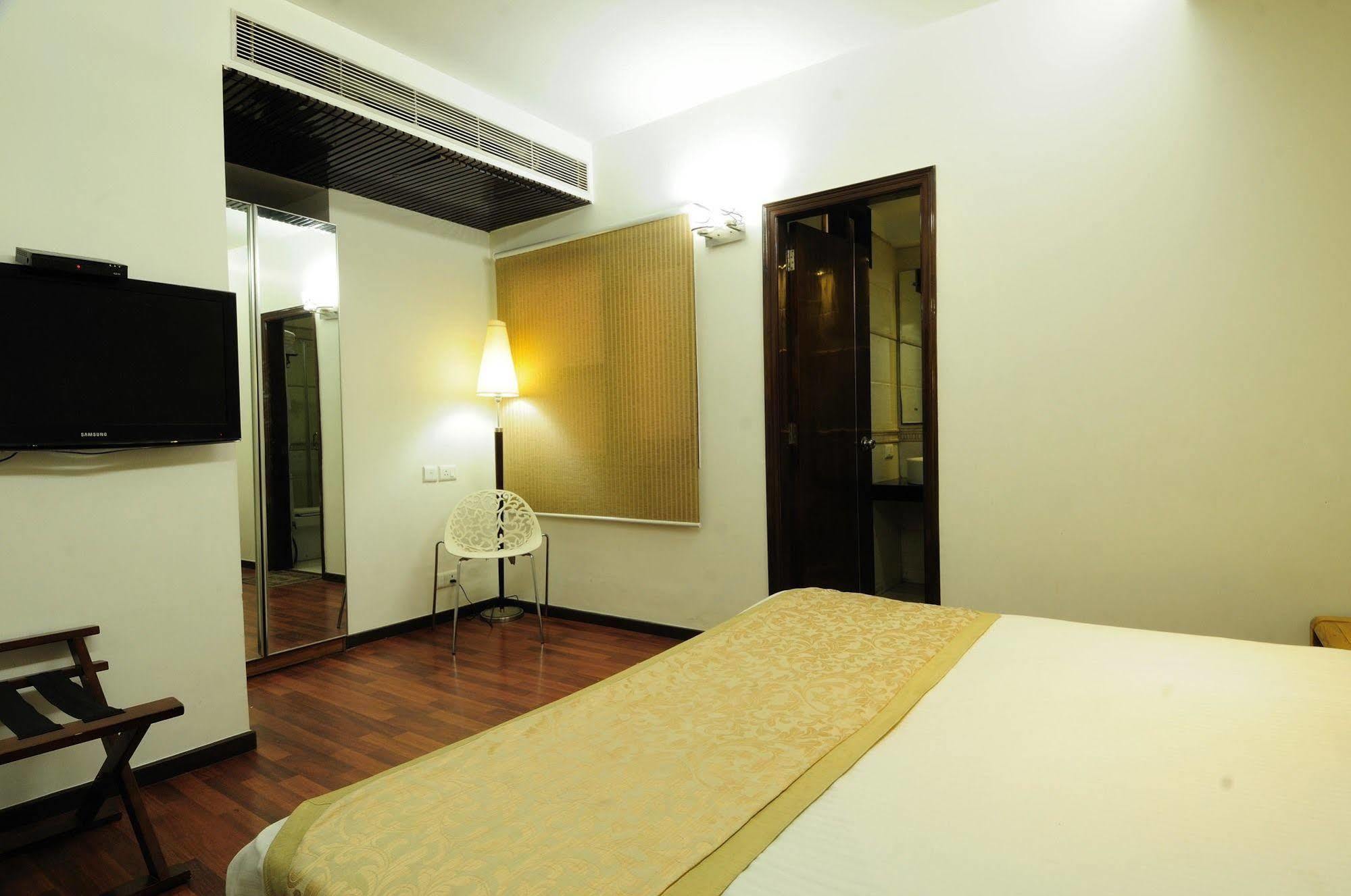 Sisley The Boutique Hotel Neu-Delhi Exterior foto